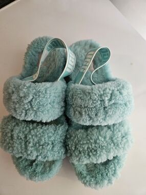 UGG Oh Fluffita Shearling Tidepool Aqua Plush 11 Double-Strap Slides